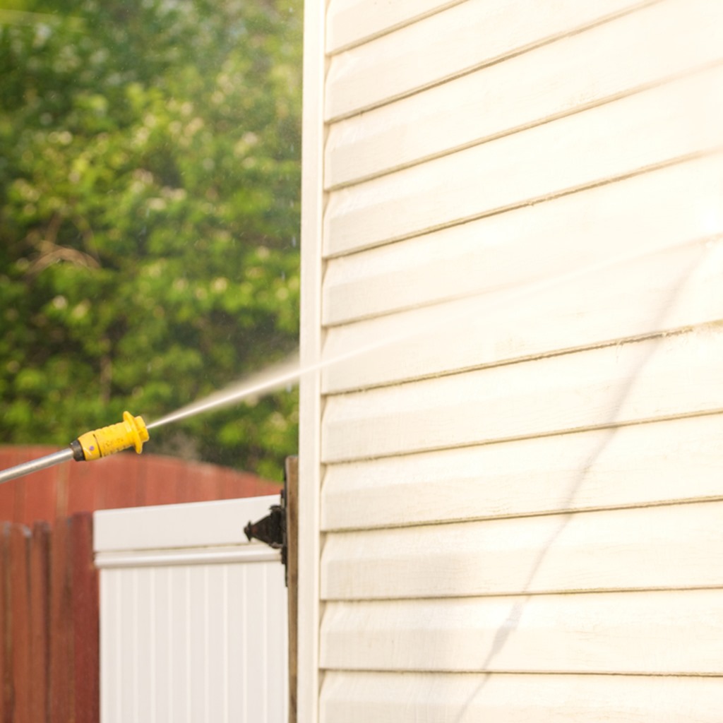 How to Clean Different Types of House Siding: Step-by-Step Guide