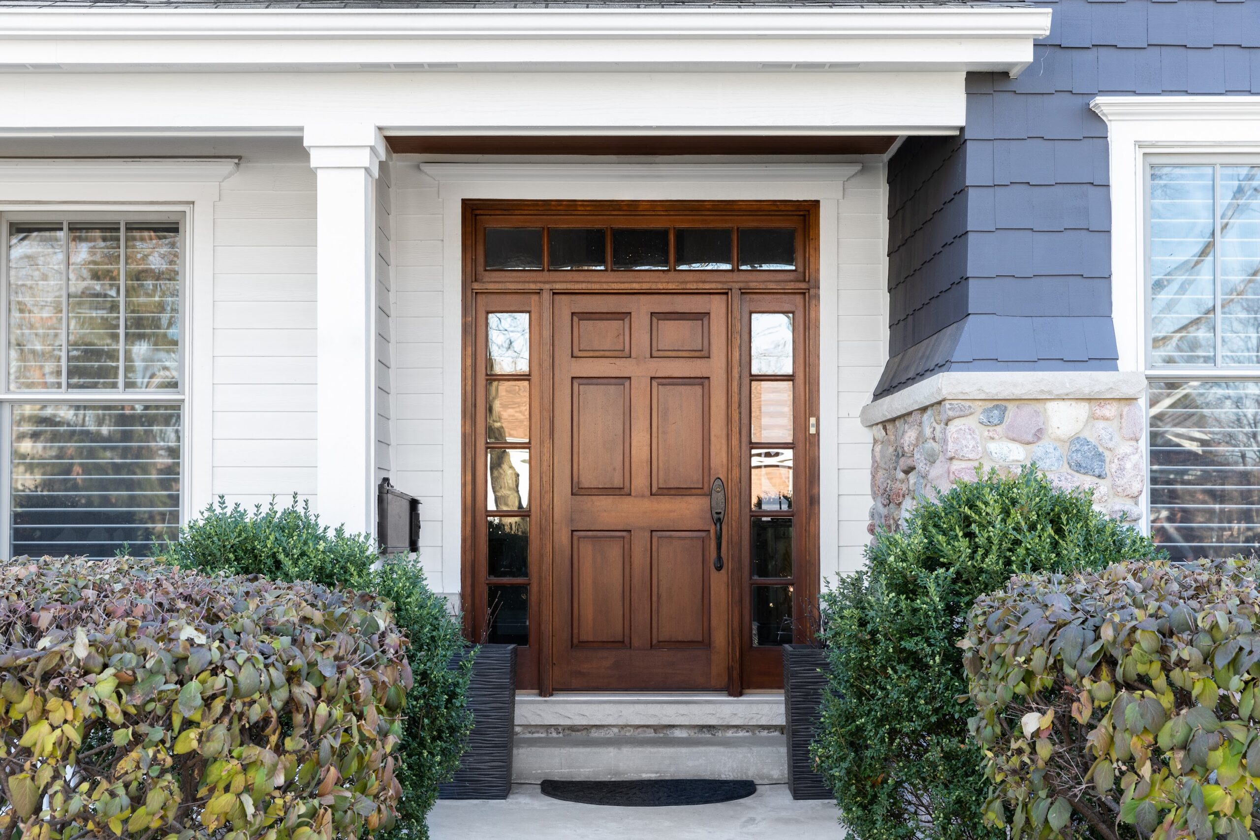 10 Advantages of Installing a New Front Door